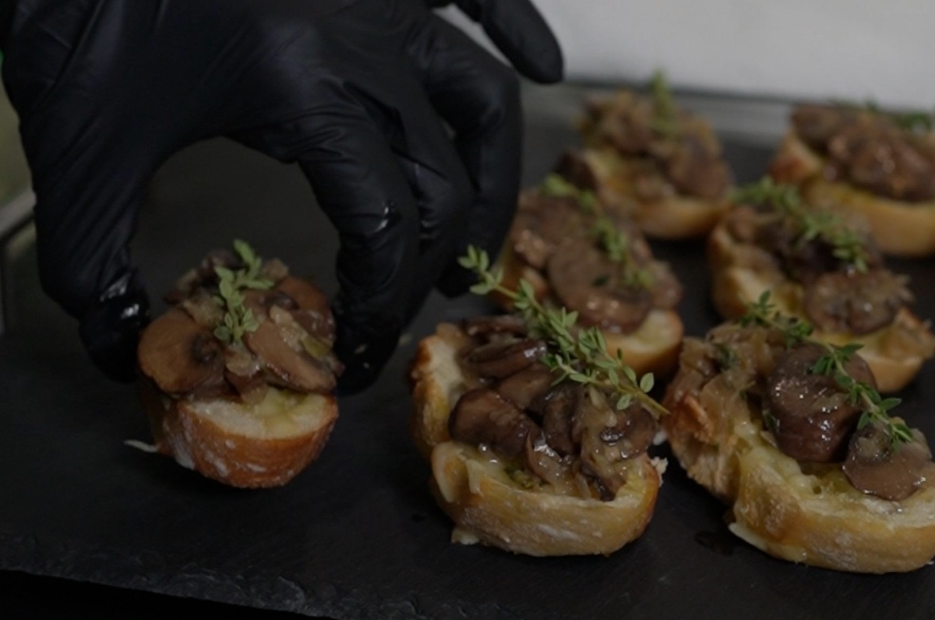 Family-Style Catering: Bringing Warmth to the Table