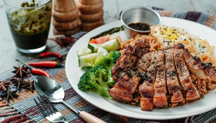Classic BBQ sides like mac and cheese, slaw and cornbread